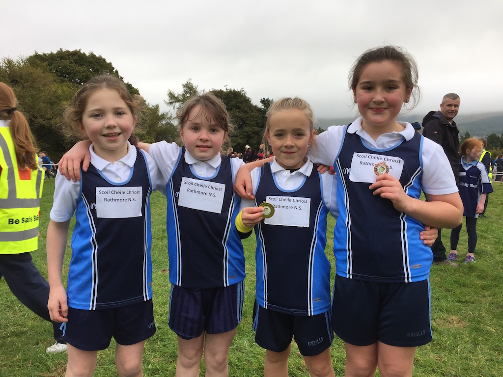 2nd-class-girls-team - Rathmore National School